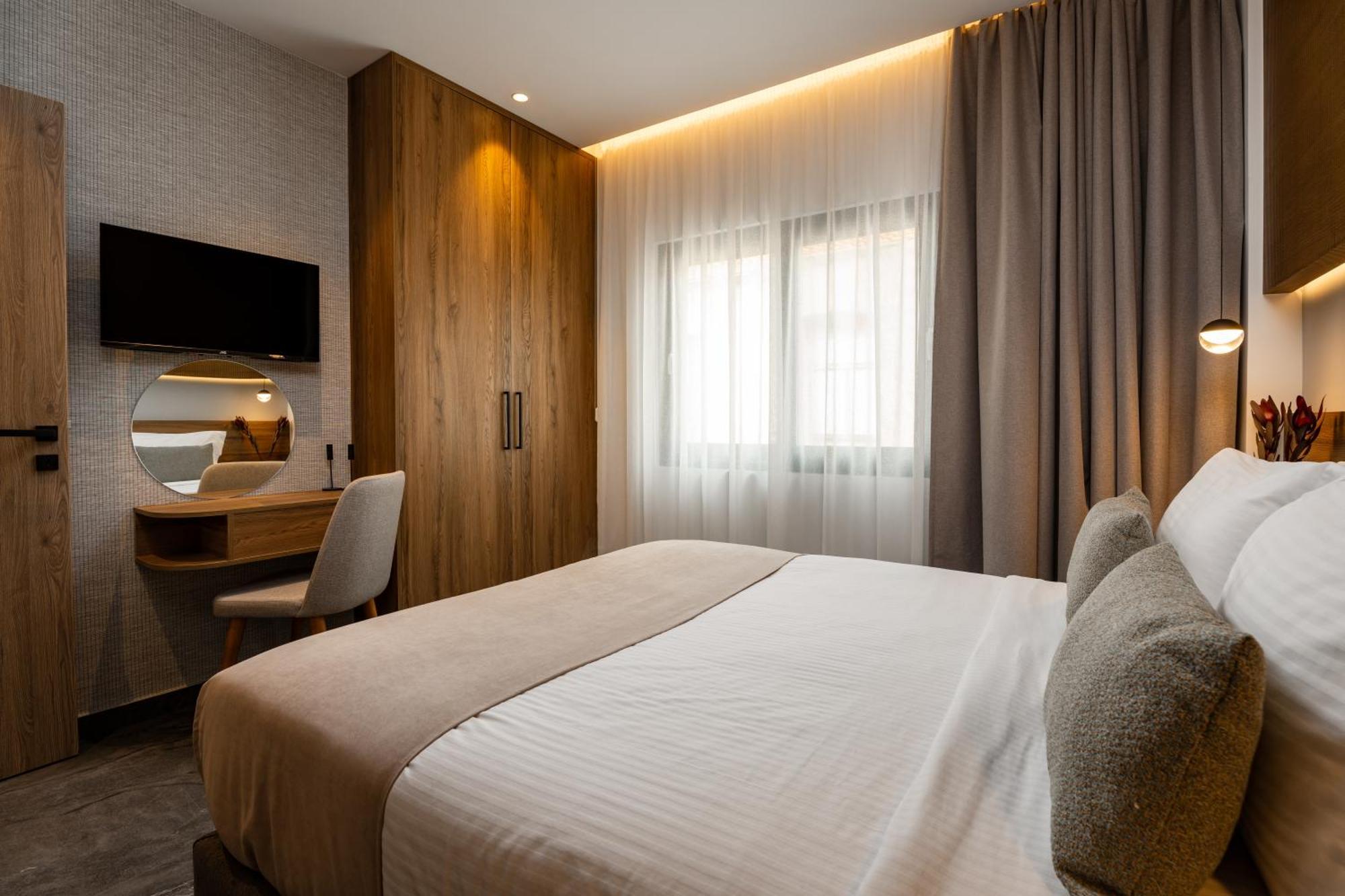 Omikron Luxury Residences Heraklion  Exterior photo