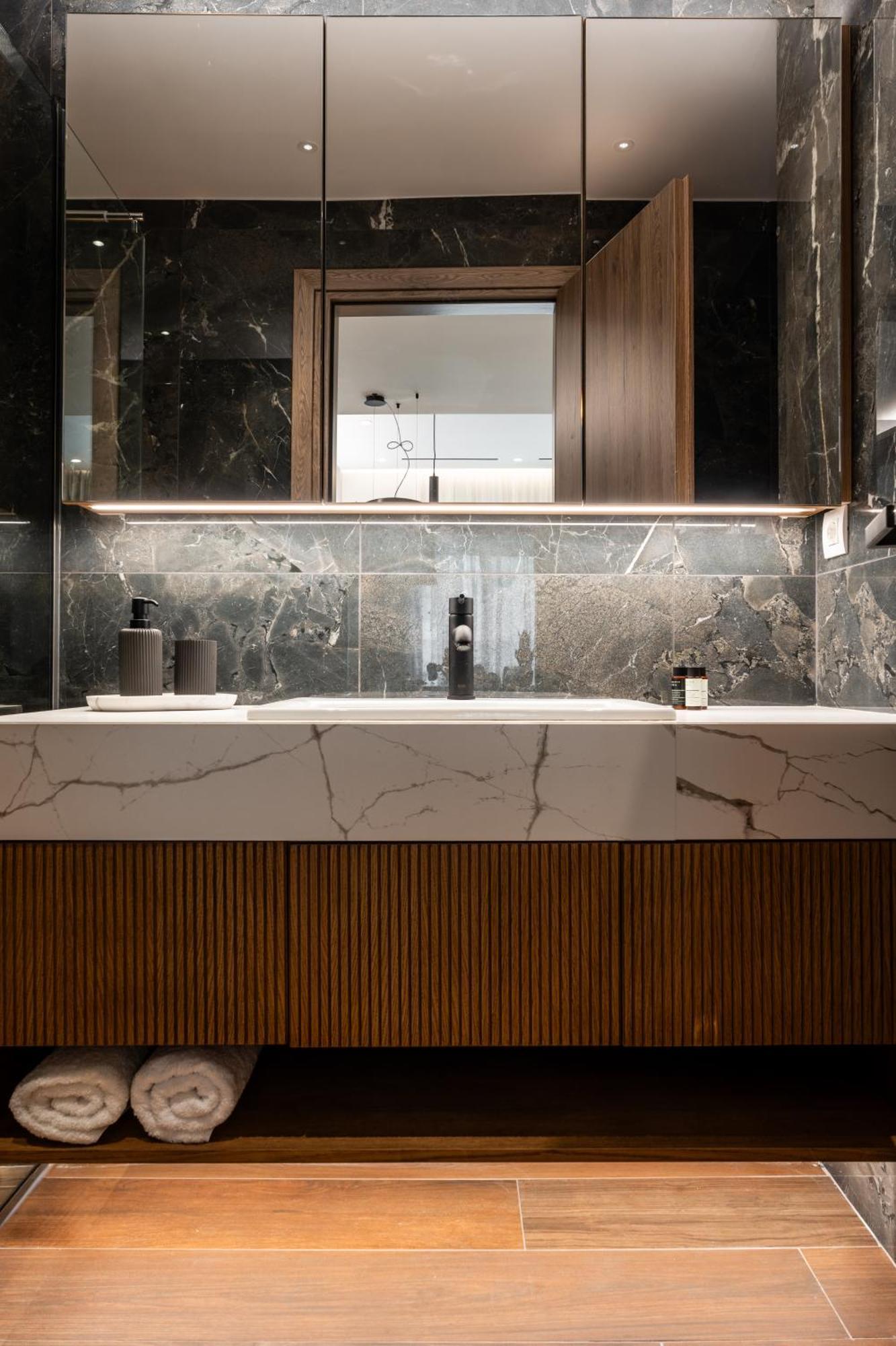 Omikron Luxury Residences Heraklion  Exterior photo